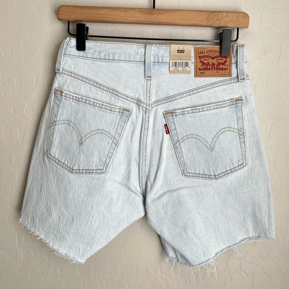 NWT Levi’s 501 high rise jeans shorts light wash 27 - Picture 6 of 10